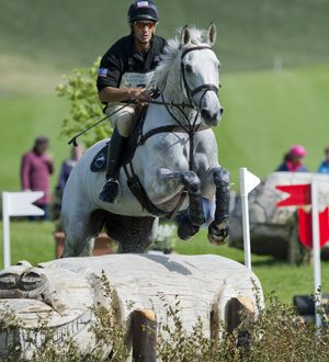 Andrew Nicholson riding Avebury over a cross country obstacle (Photo: Adam Fanthorpe)