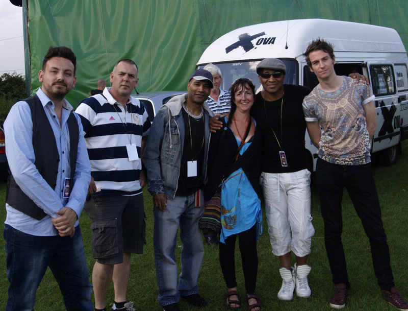 Festival organiser Liz Boden with XOVA. Wayne Lawrence at left.
