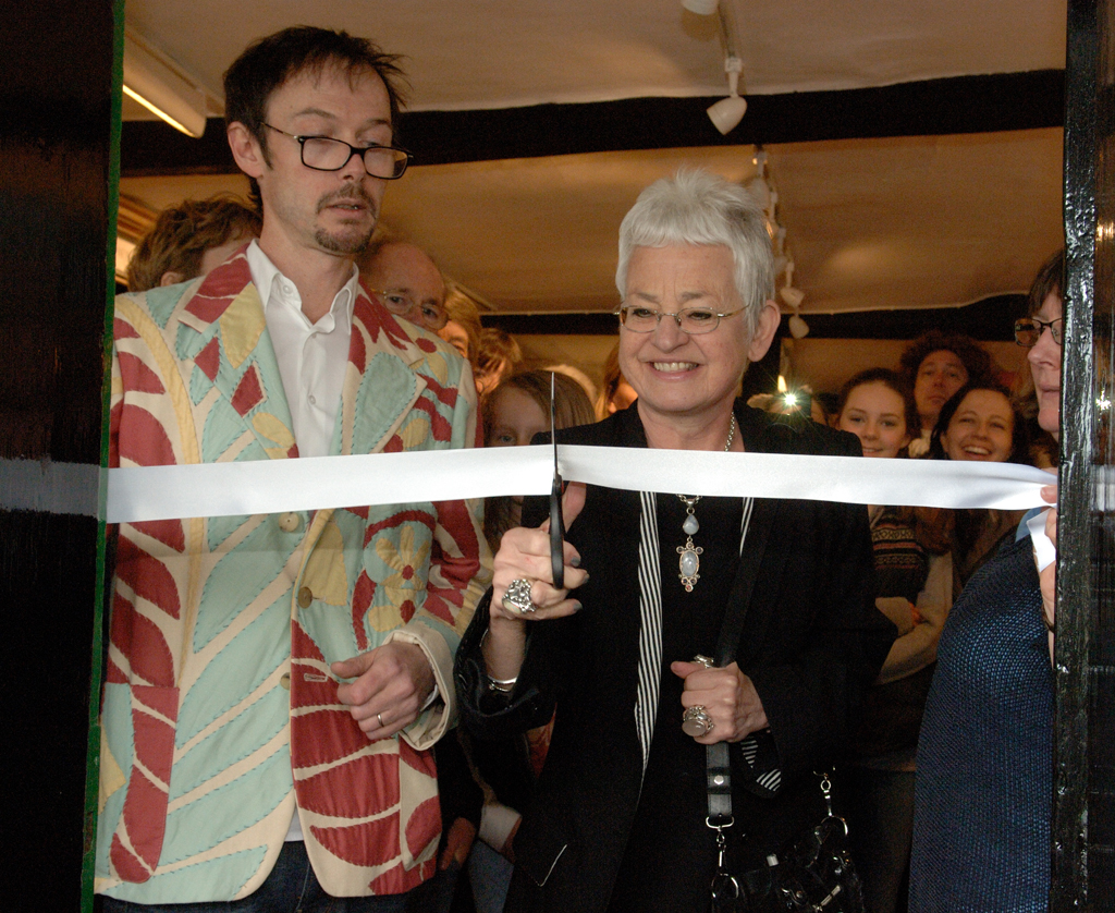 Dame Jaqueline Wilson cuts the ribbon to declare the relaunched White Horse Bookshop officially open