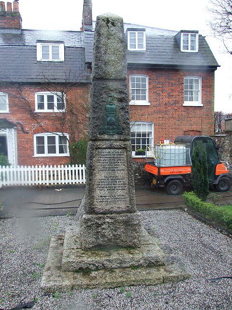 New Road Memorial Column