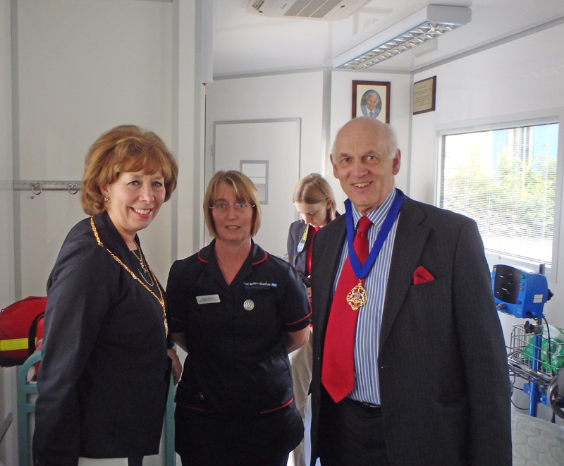 Inside the MCU: the Mayor & Councillor Dobson with Lead Nurse Helen Winter