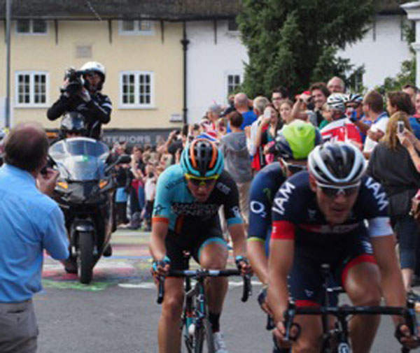 The race leaders pass up Pewsey High Street