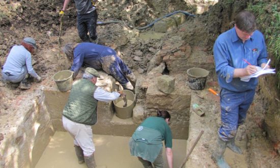 Excavating the Tidcombe Gate water tank at the end of the conduit