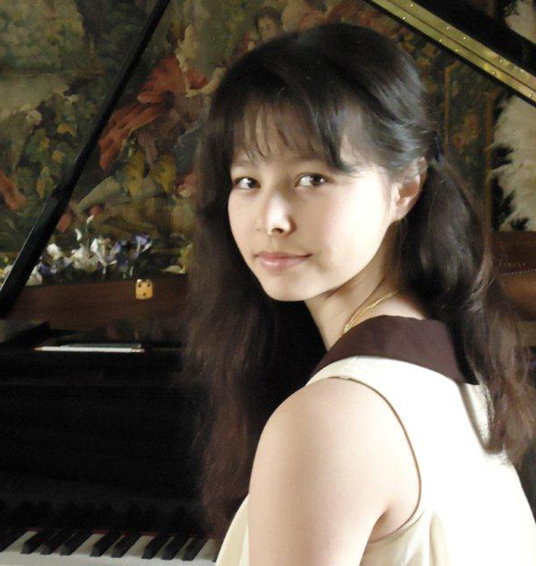 Mai Charissa Tran-Ringrose at the time of her first Marlborough recital...