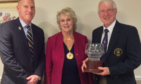 L to r: Paul Clemerson (of 4MI Battalion - Mayor’s Team Captain) the Town Mayor & Alan Pryor (Captain, Marlborough Golf Club) with the trophy