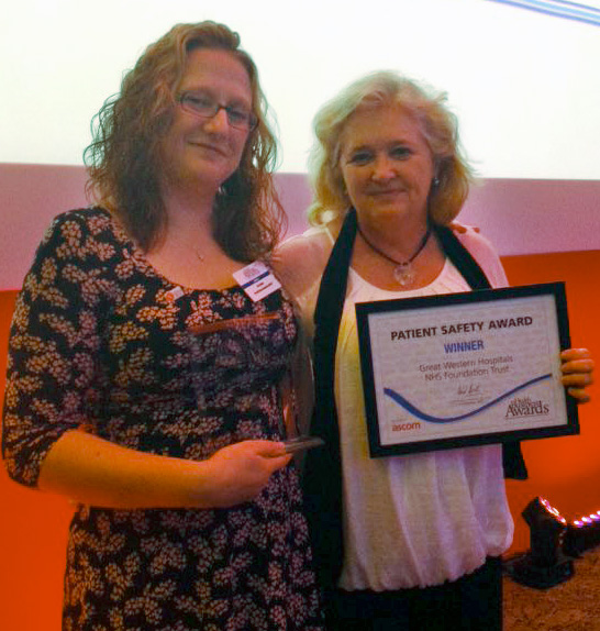 L to r: Nic Lythell, Specialist Sepsis Nurse & Dr Amanda Pegden, Consultant Physician