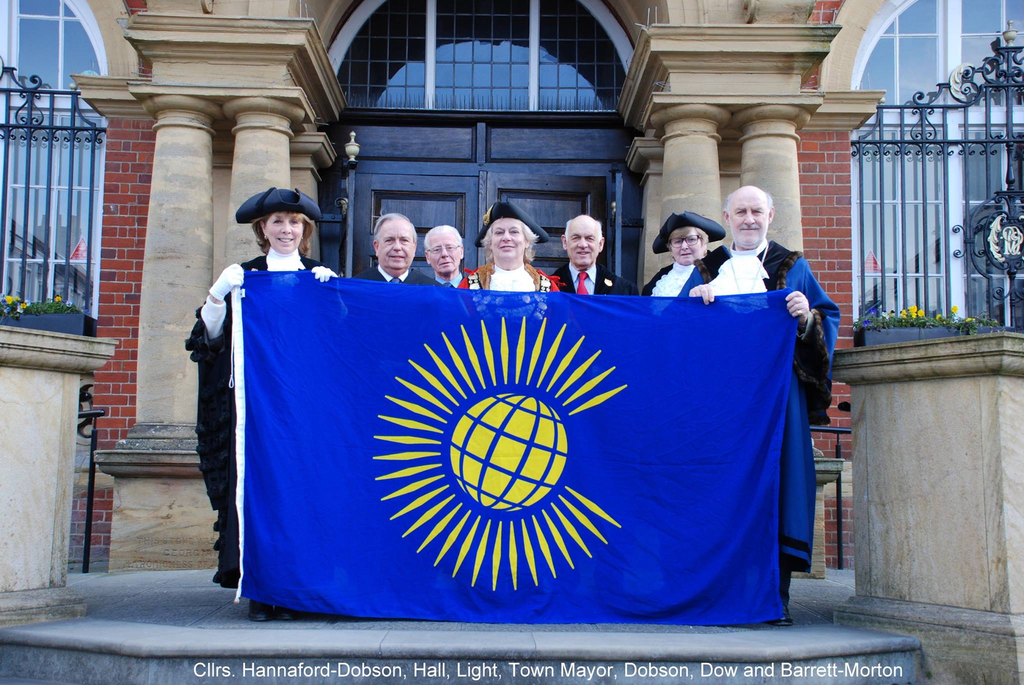 Marlborough town councillors with the Commonwealth Flag