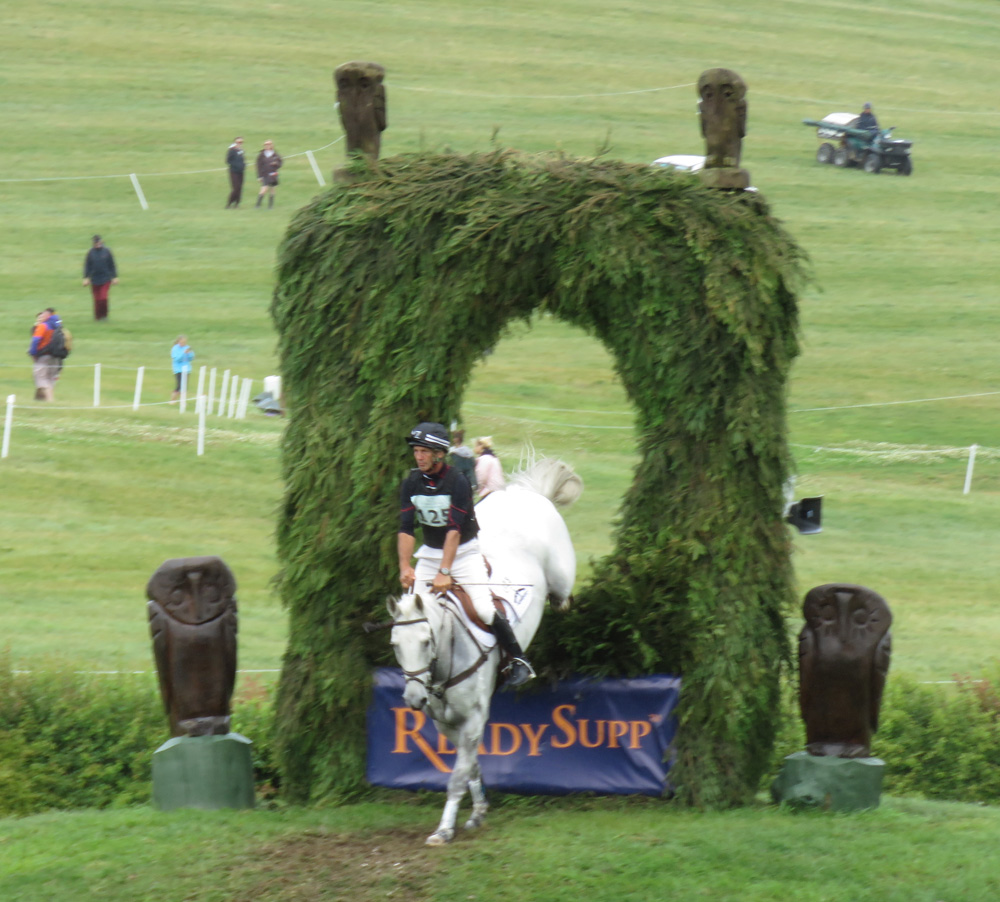Avebury & Andrew Nicholson on the way to their 2015 Barbury victory