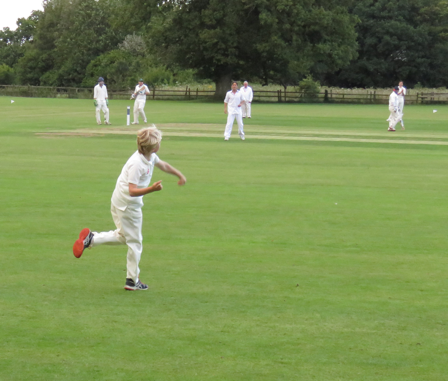 Oscar Oliver fielding