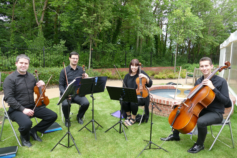 The 440 String Quartet played in Savernake View's garden