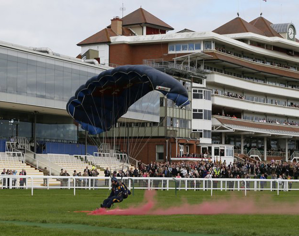 The first Poppy of 2017 will again be delivered to Newbury Racecourse by the British Legion parachute team