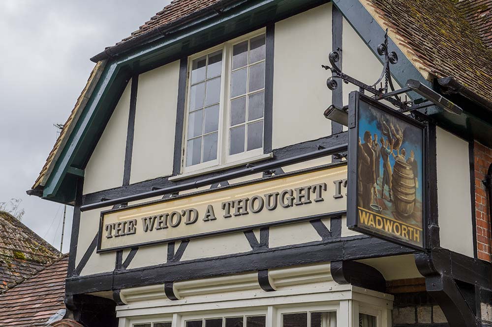Steak & Chips, pint of 6X, all served with a side dish of WiFi