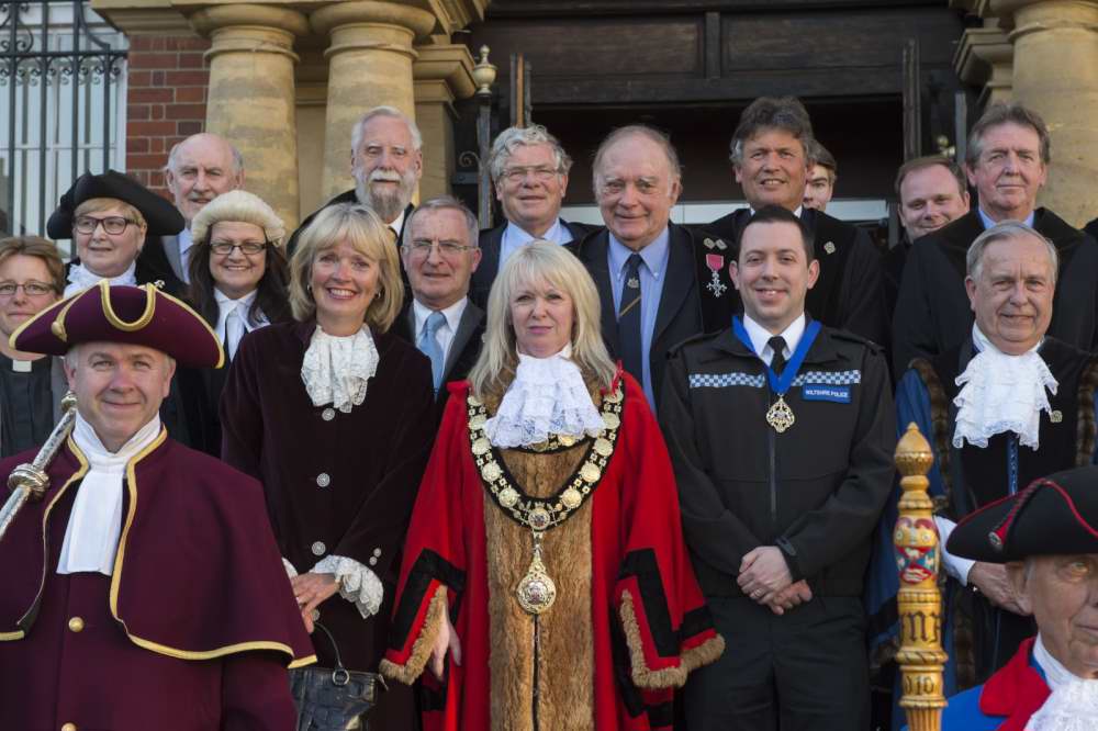 Lisa Farrell, Marlborough's newly-elected Mayor on the steps of the Town Hall with fellow members of the Town Council and flanked by the High Sheriff of Wiltshire, Mrs Nicky Alberry and her Consort (and son) Bryan Rumbold, 