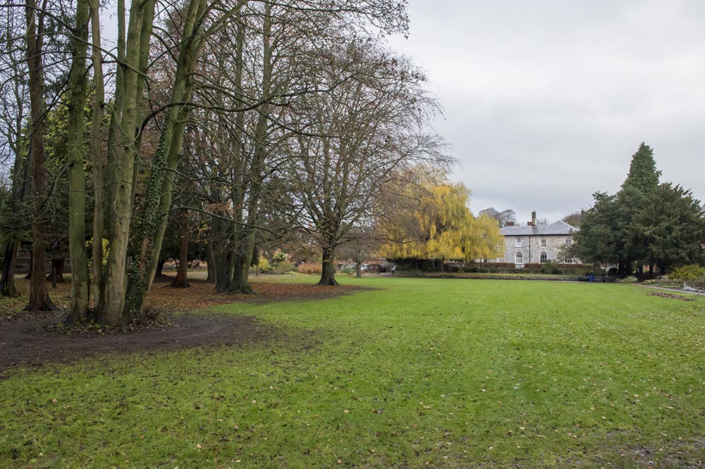 Priory Gardens on a damp Autumn day