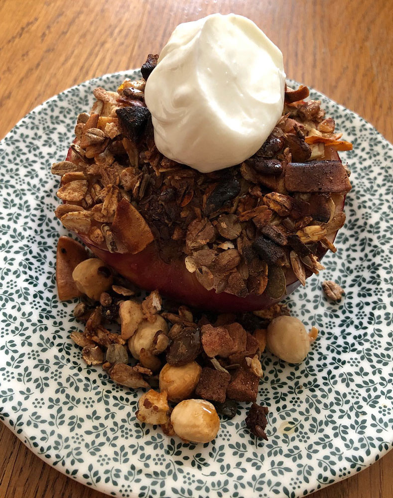 Vicky's breakfast recipe for Norwegian apple and muesli